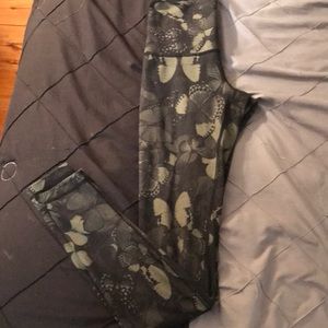 Butterfly camo leggings